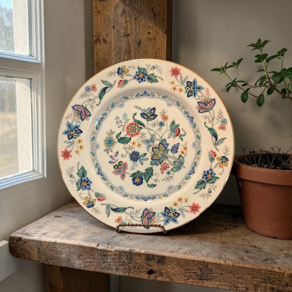 Vintage Andrea by Sadek Floral Porcelain 10.5 inch Gold Rimmed Plate